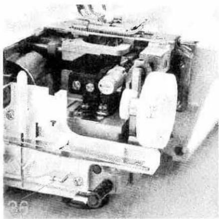 PFAFF coverlock 4872 - For rolled hems: - 2
