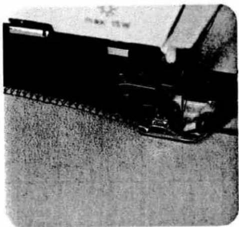 PFAFF creative 1472 - Overlock stitch with edge-thread effect - 1