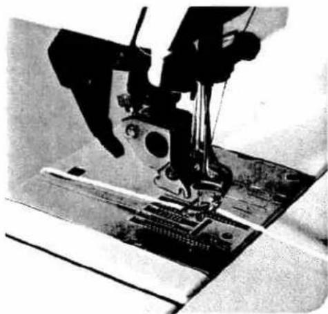 PFAFF creative 1472 - Changing the darning length - 5