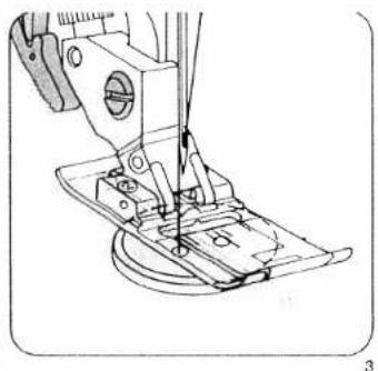 PFAFF creative 1472 - Sewing on buttons with stems - 1