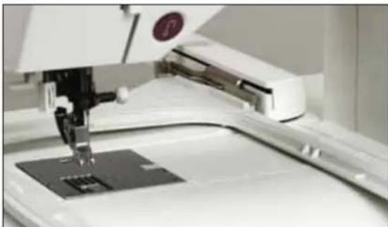 PFAFF creative 2170 - Connecting the embroidery unit Embroidery unit socket - 7