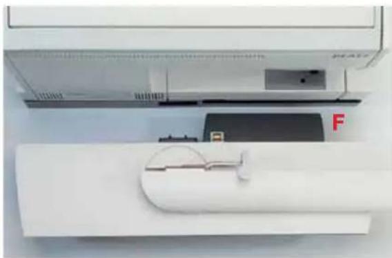 PFAFF creative 2144 - Attaching the embroidery foot - 8