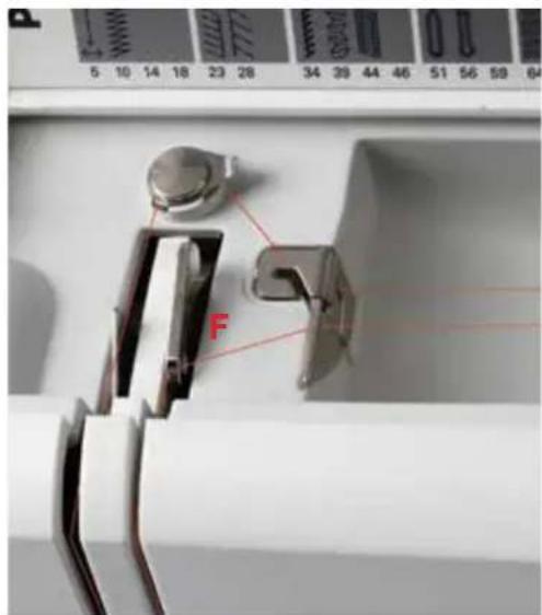 PFAFF creative 2144 - Winding a bobbin through the needle - 1