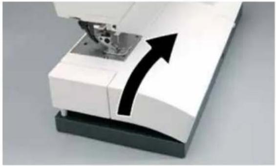 PFAFF creative 2144 - Arranging the accessories - 1