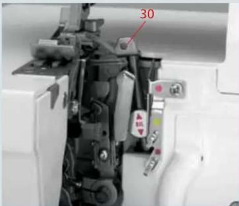 PFAFF creative 4874 - Turn off the power switch - 1