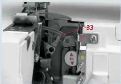 PFAFF creative 4874 - Threading - 1