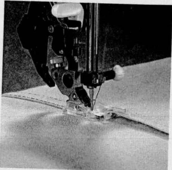 PFAFF creative 7550 - Accessories and needles - 13