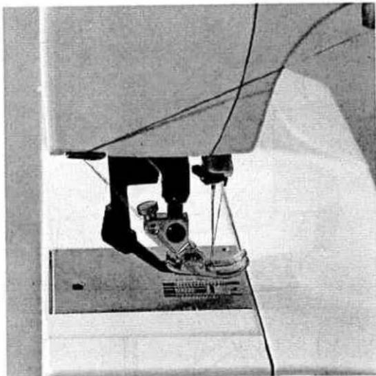 PFAFF creative 7550 - Bobbin thread - 1