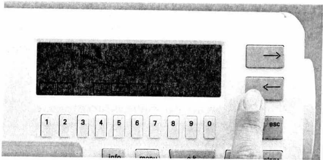 PFAFF creative 7570 - Deleting/Inserting a pattern within a sequence - 1