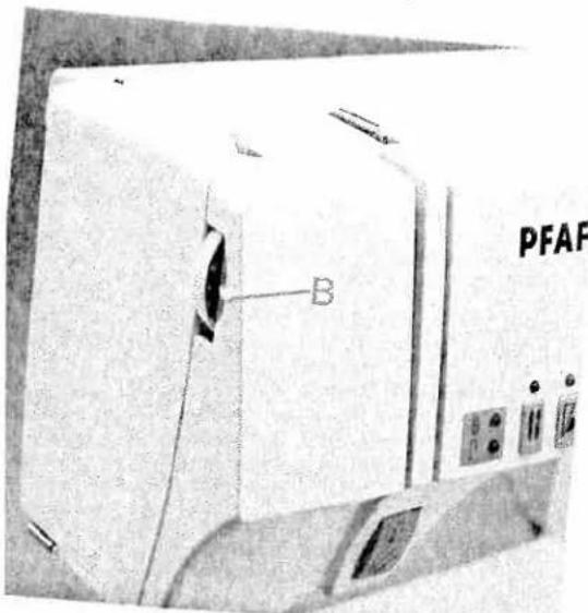 PFAFF creative 7570 - Changing the needle - 1