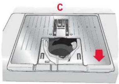 PFAFF expression 2.0 - Replacing the stitch plate - 1
