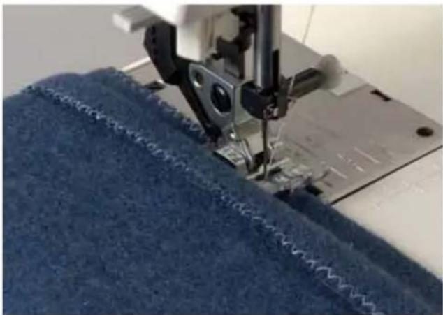 PFAFF expression 2026 - Utility stitches - 1