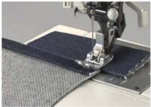PFAFF expression 2026 - Top stitching - 1