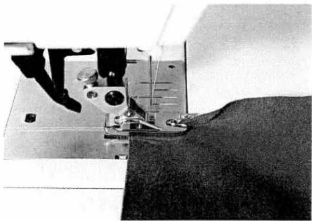 PFAFF expression 2044 - Light-knit mending stitch - 23 (Model 2044) - 2