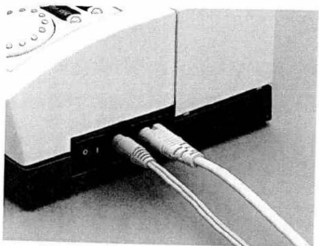 PFAFF expression 2044 - Connecting the foot control - 1