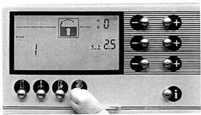 PFAFF expression 2044 - Switching on the "lock" button: - 1