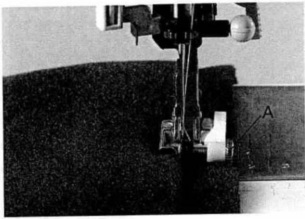 PFAFF expression 2044 - Feed aid for thick seams - 2