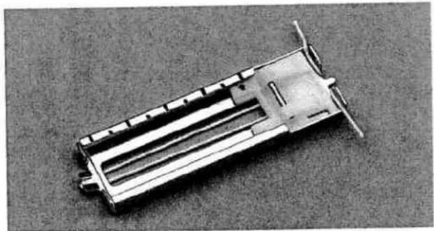 PFAFF expression 2044 - Buttonhole with gimp thread - 2