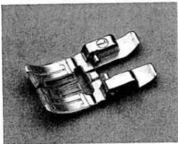PFAFF expression 2044 - Presser feet (normal accessories) - 4