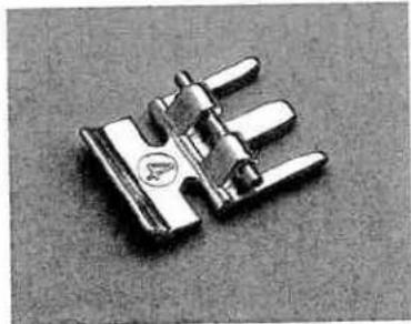 PFAFF expression 2044 - Presser feet (normal accessories) - 1