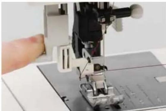 PFAFF expression 2038 - Threading the needle - 1