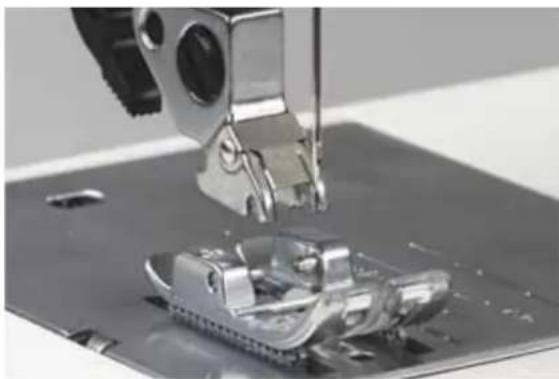 PFAFF expression 2038 - Thread cutter - 2