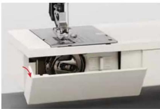 PFAFF expression 2048 - Switch on the main switch - 4