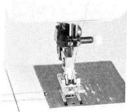 PFAFF Freestyle 1527 - Threading the twin needle - 3