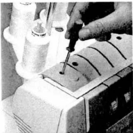 PFAFF hobbylock 4762 - Adjusting the stitch length - 1
