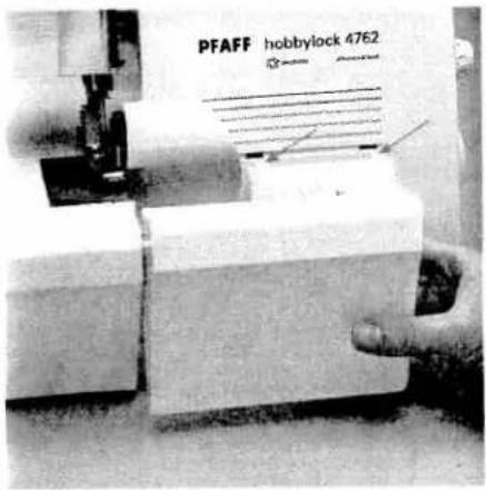 PFAFF hobbylock 4762 - Notes on safety - 1