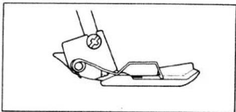 PFAFF hobbylock 774 - - Roll hemming foot - 3