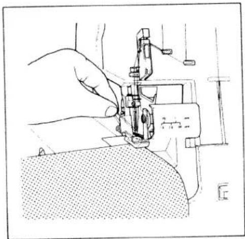 PFAFF hobbylock 794 - Sewing a test sample - 2