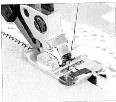 PFAFF performance 2056 - Circular Embroidery Guide - 3