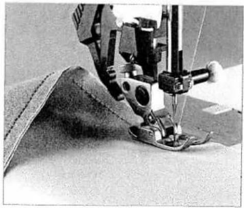 PFAFF performance 2056 - 1/4 inch Quilting foot with IDT - 1