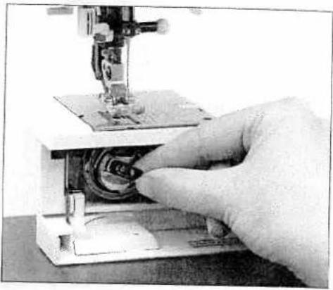 PFAFF performance 2056 - Bobbin door - 1