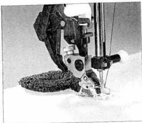 PFAFF performance 2056 - Circular Embroidery Guide - 2