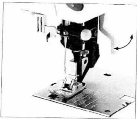 PFAFF performance 2056 - Thread cutter - 1
