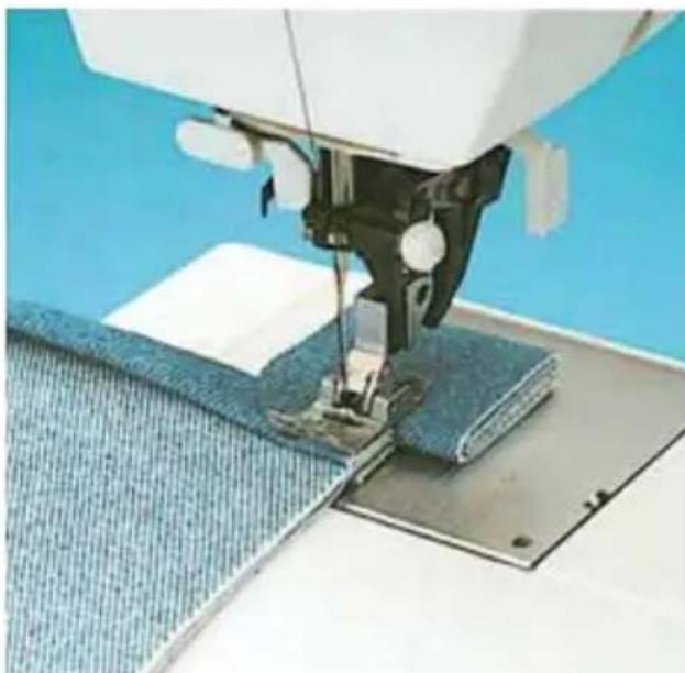PFAFF select 1540 - Sewing aid for thick seams - 1