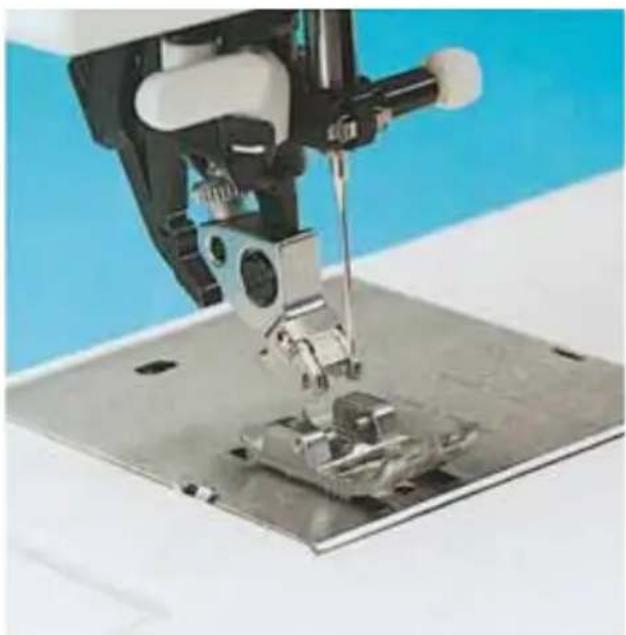 PFAFF select 1540 - Removing the presser foot - 1