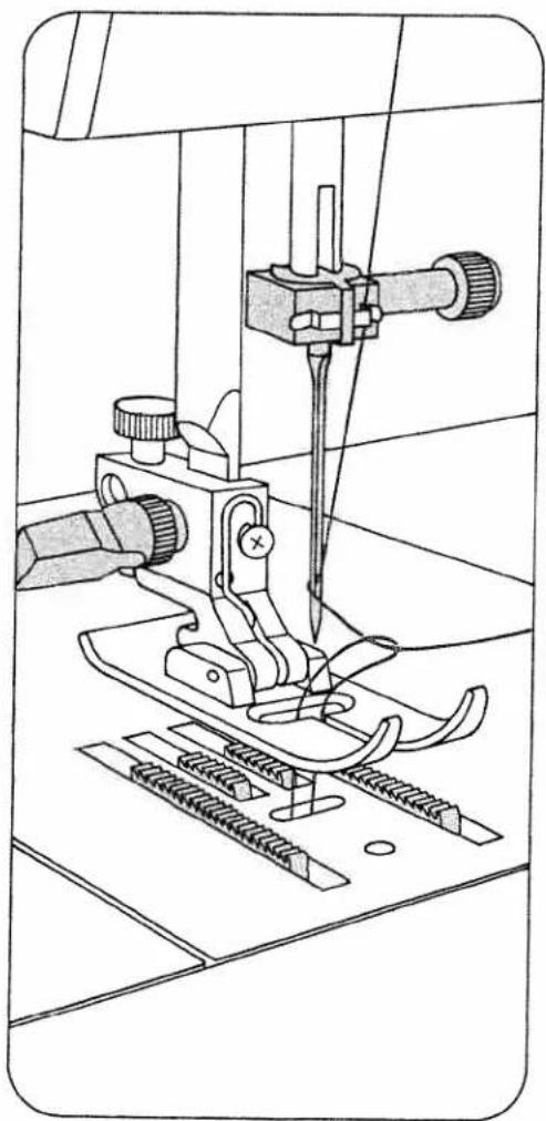 PFAFF tipmatic 1019 - Drawing up the bobbin thread - 2