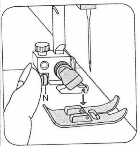 PFAFF tipmatic 1019 - Changing the needle - 4