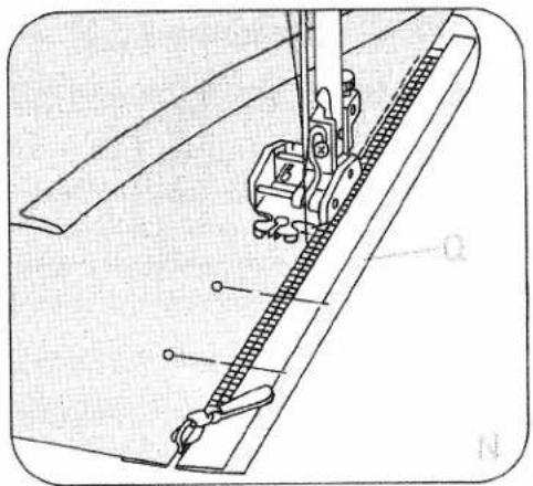 PFAFF varimatic 6086 - Treksluiting inzetten: onzichtbare sluiting - 1