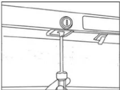 VESTFROST VKG 571 - Reversing the door - 1