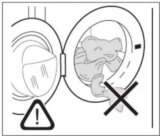 AEG L76475FL - Loading the laundry - 1