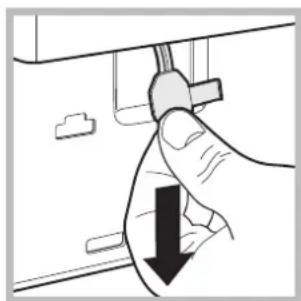 HOTPOINT Aqualtis AQLF9D 692 U - Opening the porthole door manually - 3