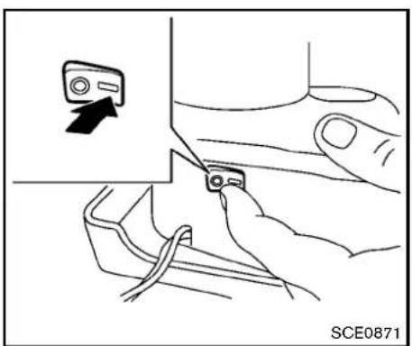 NISSAN 370Z Roadster (2012) - CAUTION - 4