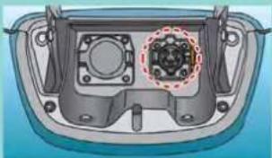 NISSAN Leaf (2012) - ATTENTION - 4