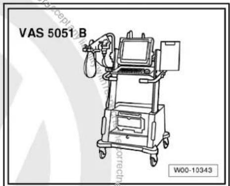 VOLKSWAGEN Golf Variant (2010) - Reading amplifier -R12- measured values - 1