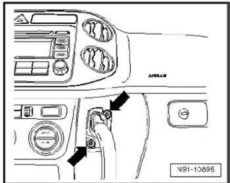 VOLKSWAGEN Golf Variant (2010) - Installing - 1