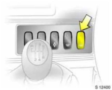 OPEL Movano (2008) - Defrosting windows: Set the temperature rotary knob to red and fan to position 4, set air distribution to 📋 - 1